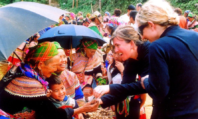 bac-ha-market-sapa.jpg
