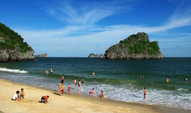 halong-bay-cruise-min.jpg