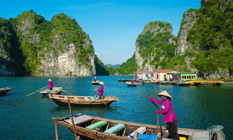 halong-bay-min.jpg