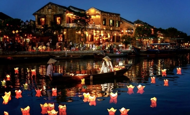 night-hoi-an.jpg
