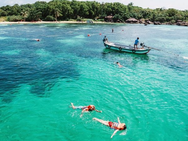 Ultimate Vietnam Adventure: A 21-Day Journey