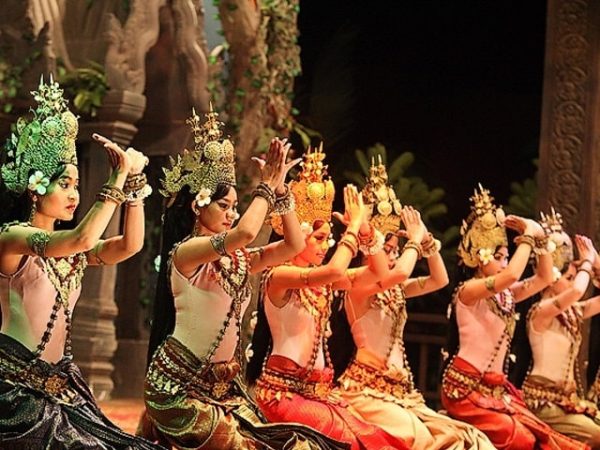 Visit Angkor Wonders 4 Days