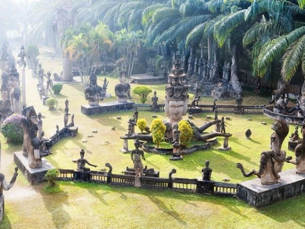 Laos Wonders: From Sacred Temples to Ancient Mysteries 6 Days
